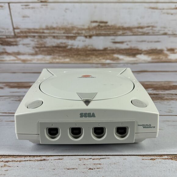 SEGA DREAMCAST SYSTEM ONLY WHITE CONSOLE MODEL HKT 3020 - Picture 1 of 7